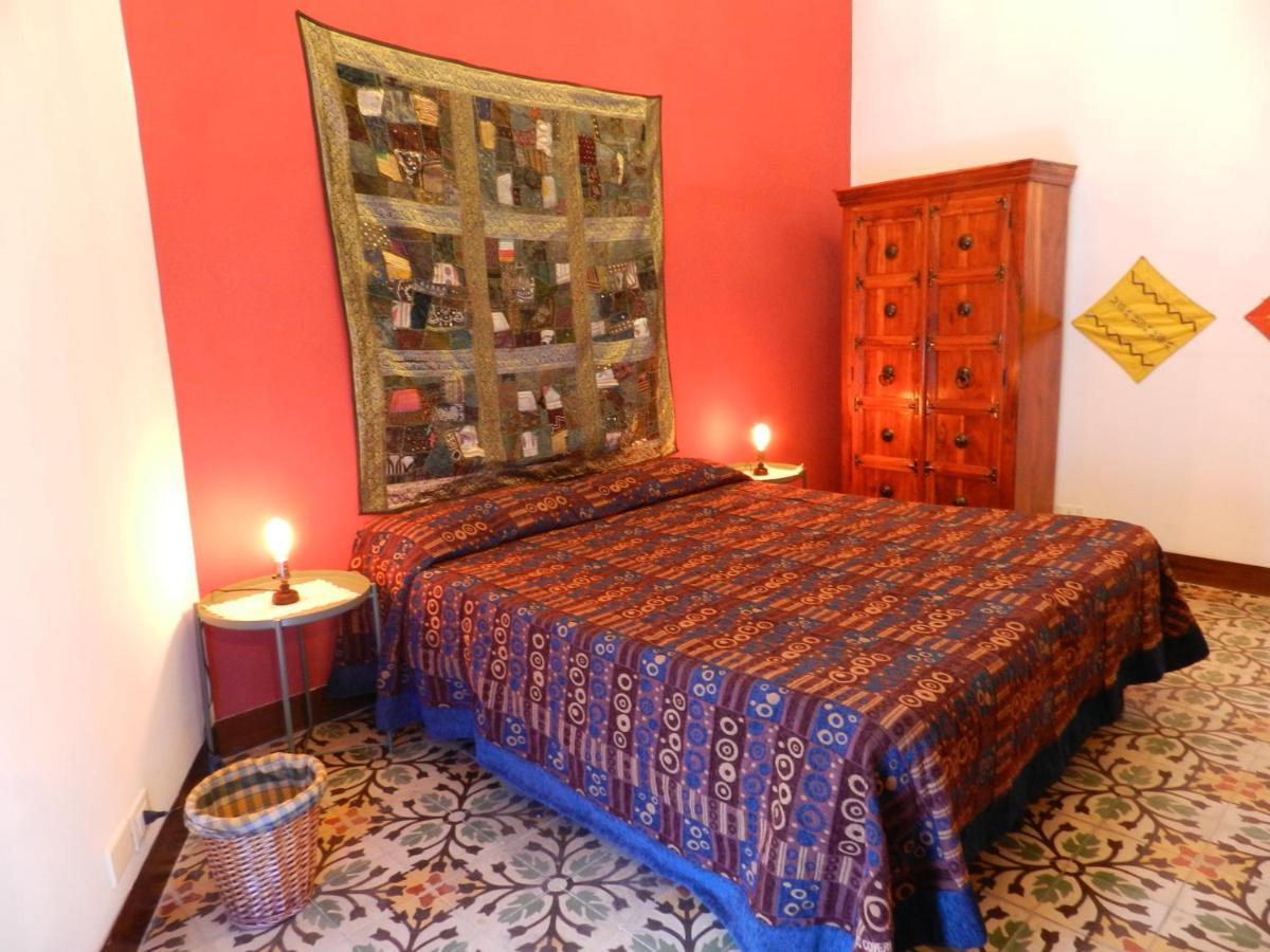 ピアッツァ・アルメリーナ Antico Palazzo Affitti Brevi Bed & Breakfast エクステリア 写真
