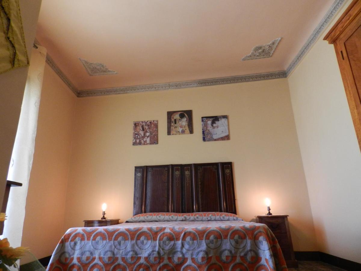 ピアッツァ・アルメリーナ Antico Palazzo Affitti Brevi Bed & Breakfast エクステリア 写真